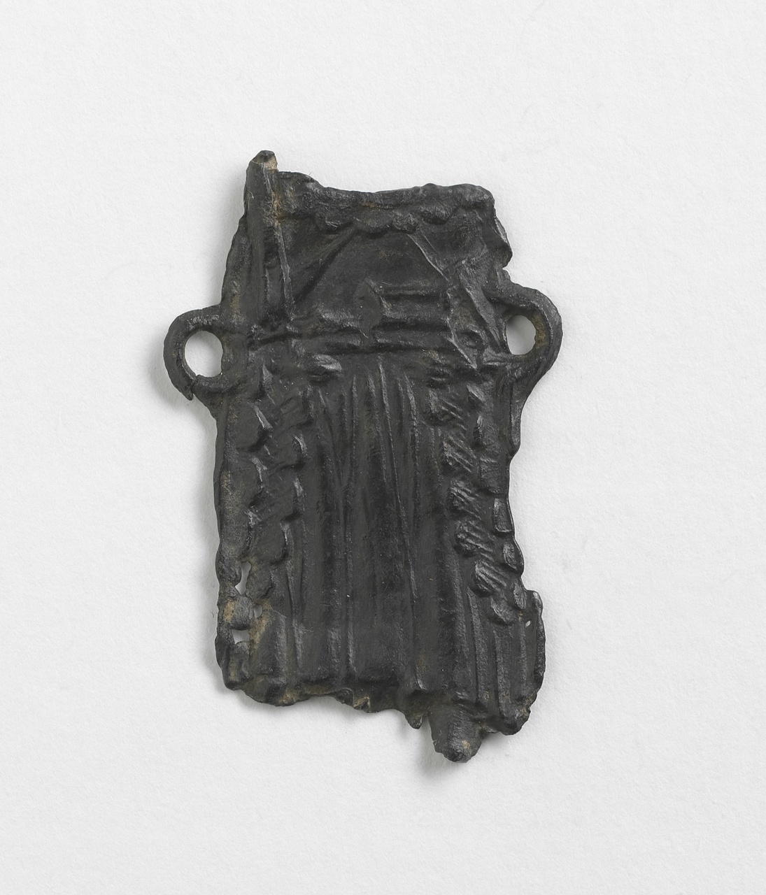 Fragment van pelgrimsinsigne Adrianus